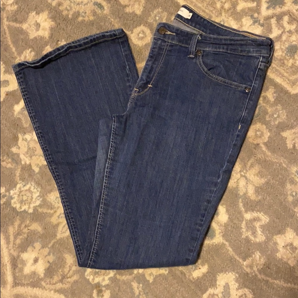 Levi's